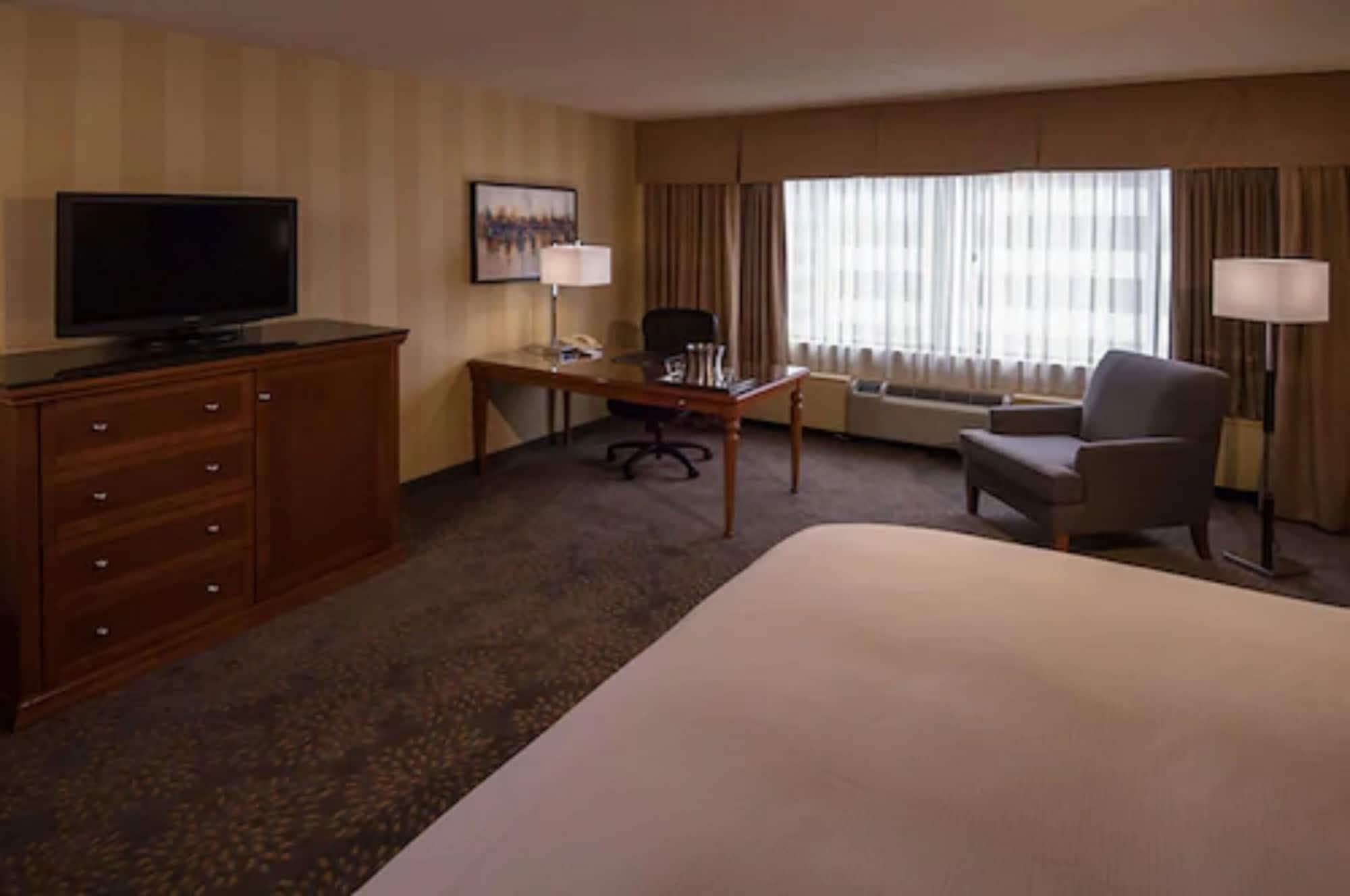 ดับเบิล ทรี บาย ฮิลตัน ลอนดอน ออนทาริโอ Hotel ภายนอก รูปภาพ
