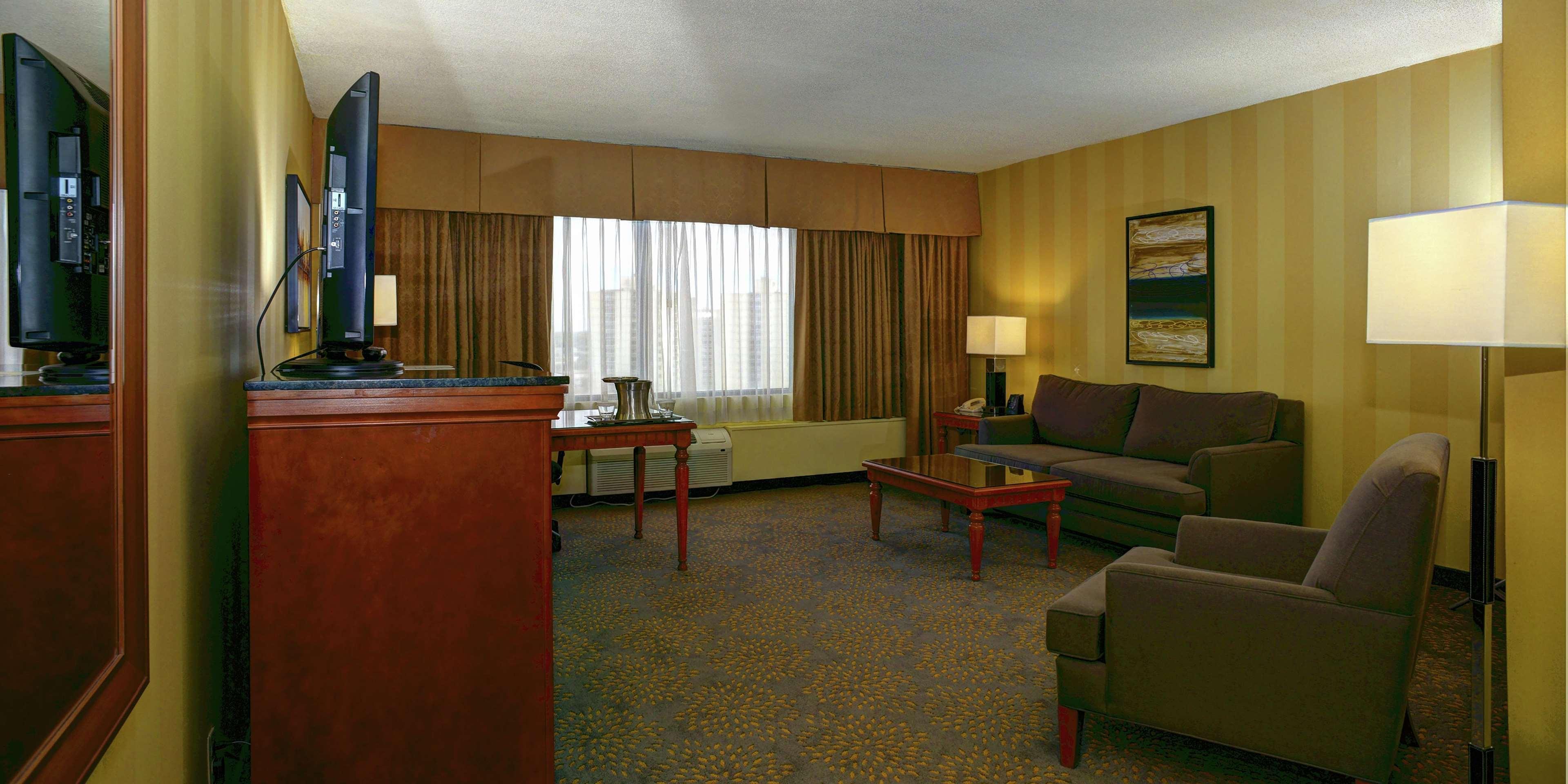 ดับเบิล ทรี บาย ฮิลตัน ลอนดอน ออนทาริโอ Hotel ภายนอก รูปภาพ