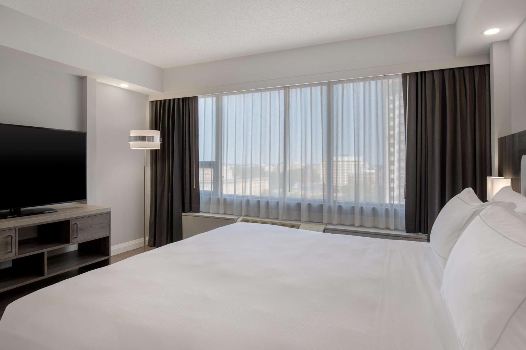 ดับเบิล ทรี บาย ฮิลตัน ลอนดอน ออนทาริโอ Hotel ภายนอก รูปภาพ