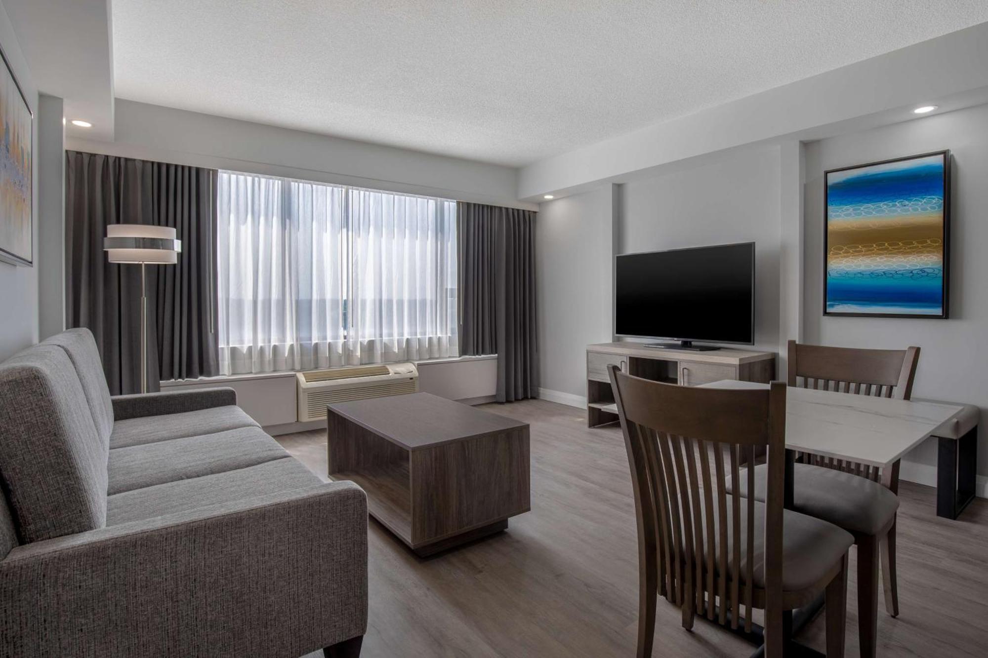 ดับเบิล ทรี บาย ฮิลตัน ลอนดอน ออนทาริโอ Hotel ภายนอก รูปภาพ